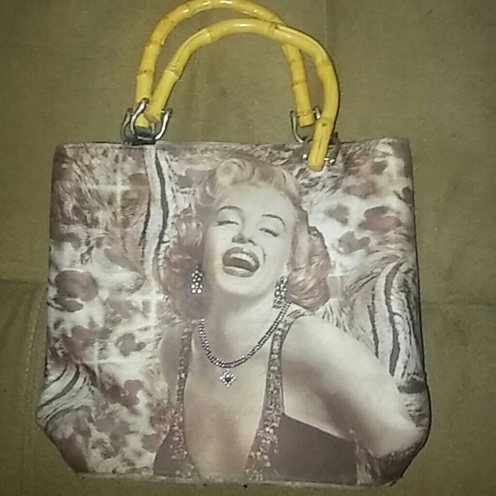 Collector Marilyn Monroe purse. NEW